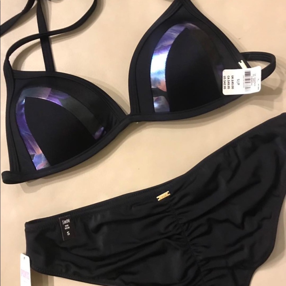 PINK Triangle Top & Ruched Bottom Bikini Set - Picture 4 of 4